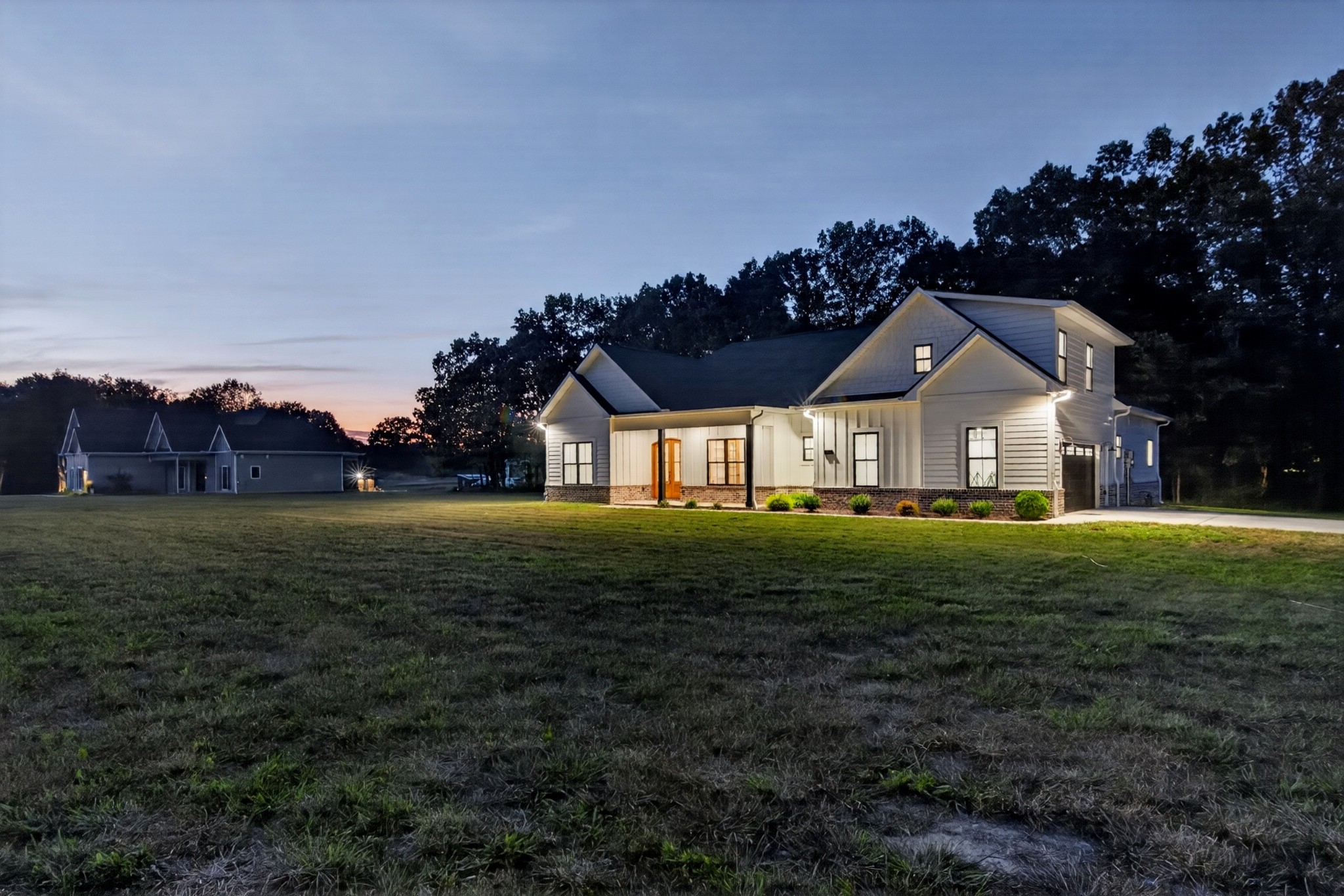 933 Ovoca Lake Rd