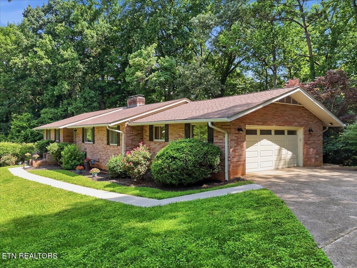 3304 SW Timberlake Drive