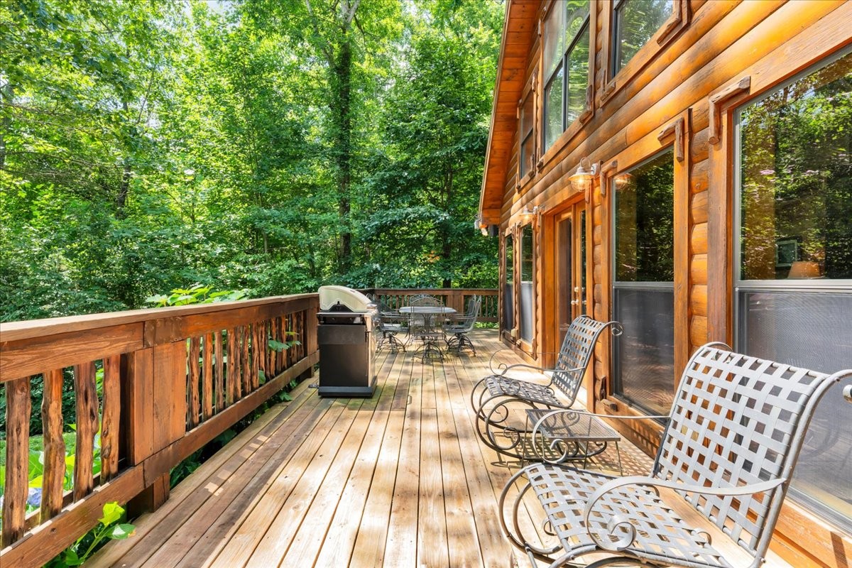 160 Fawn Pl