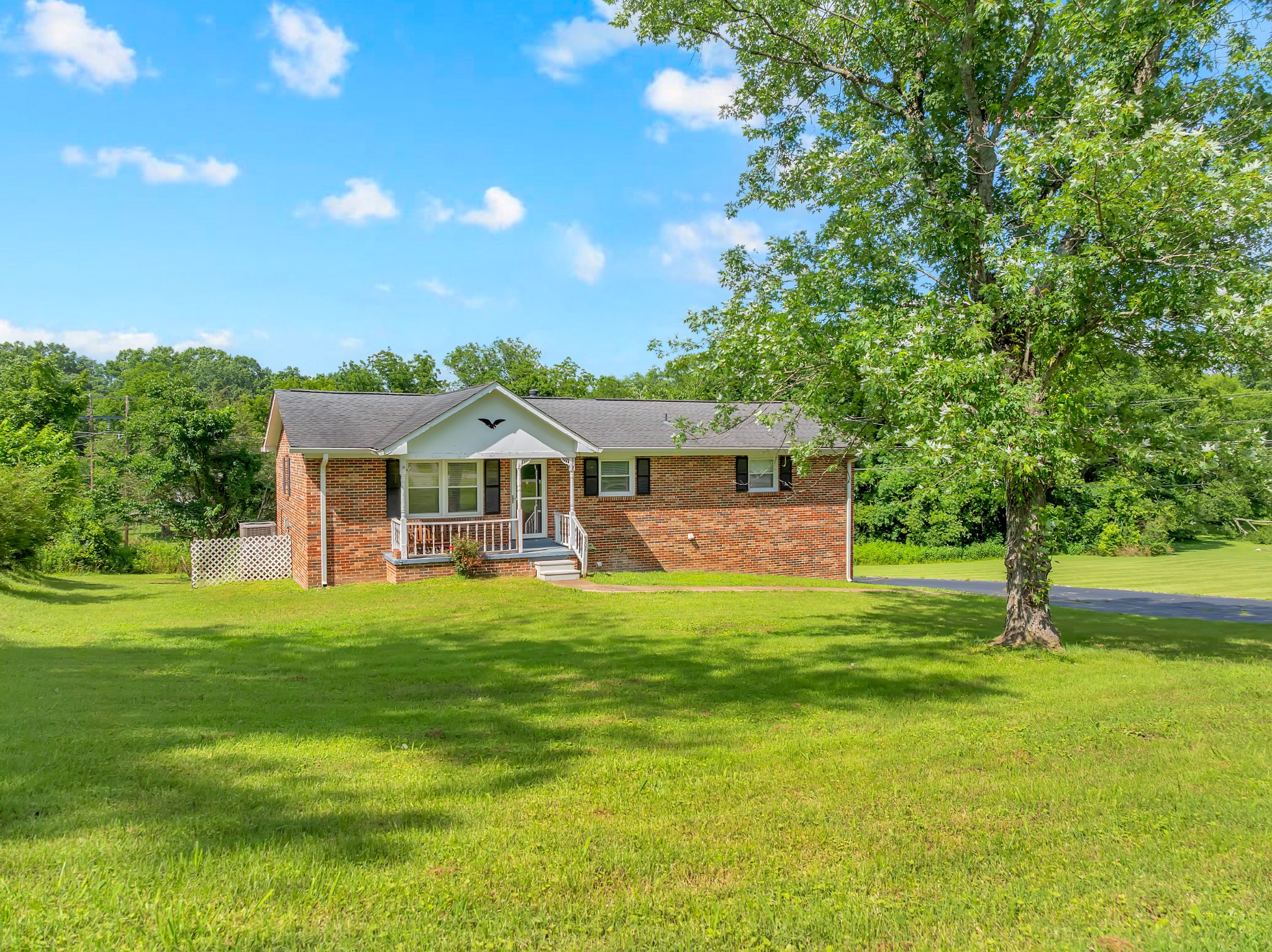 308 Lake Dr