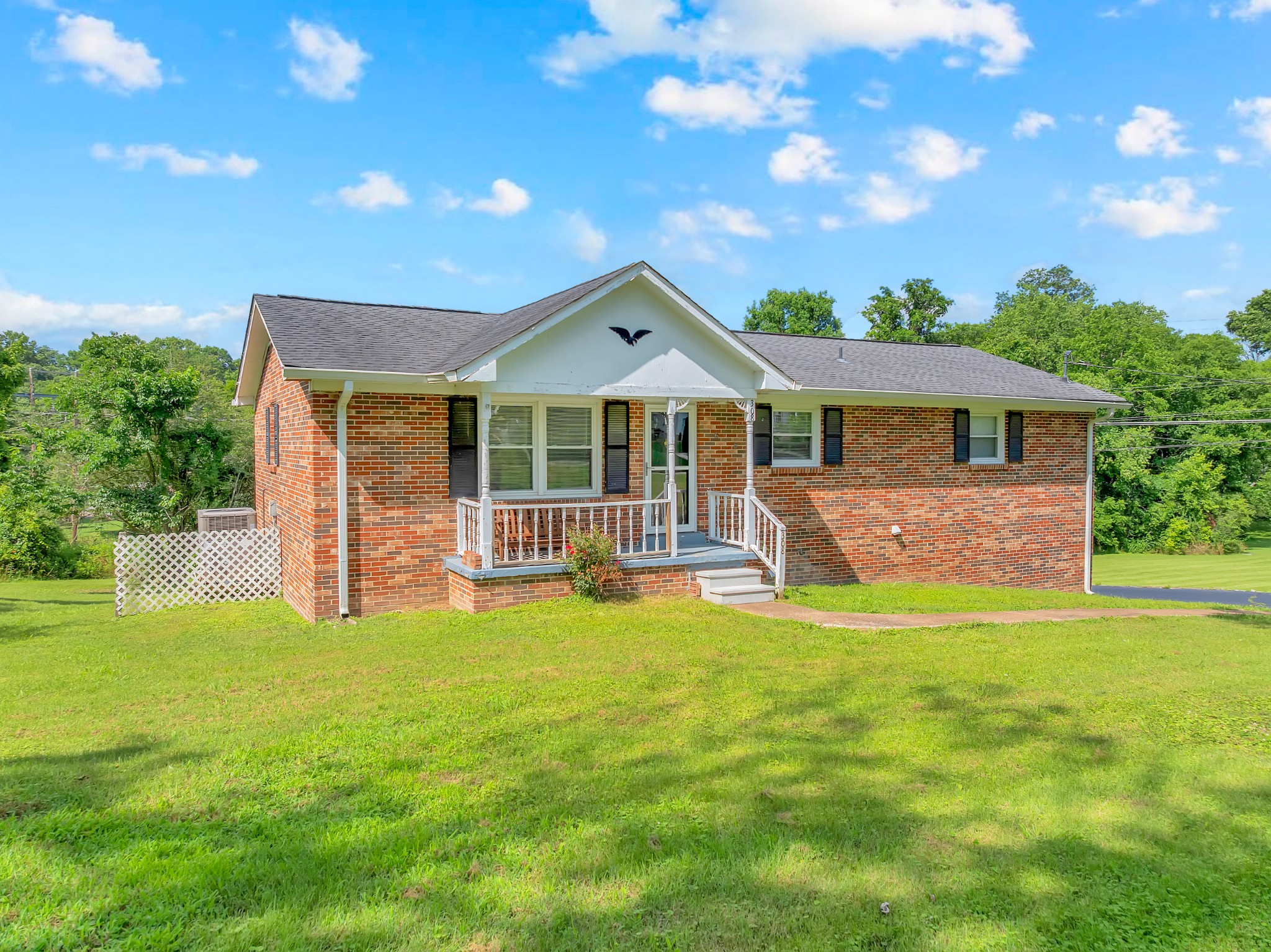 308 Lake Dr