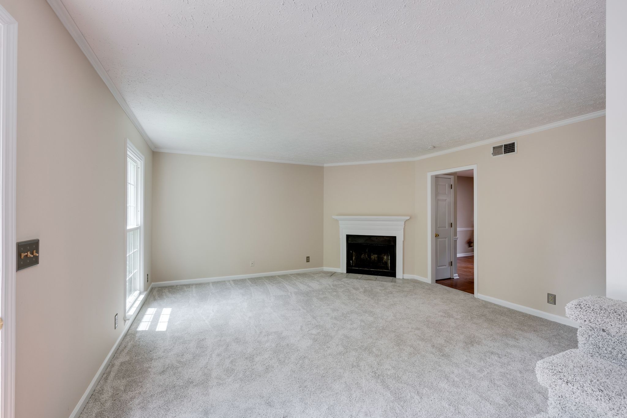 1502 Lewis Rd