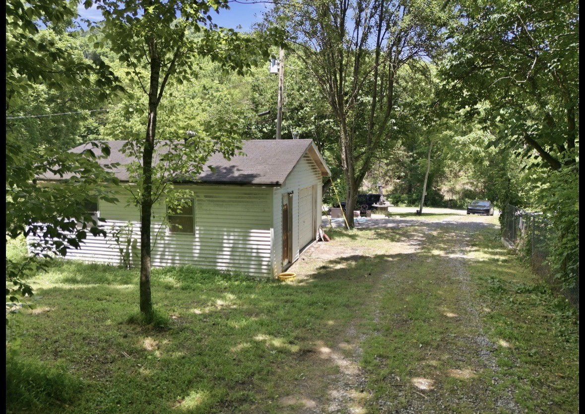 17 Dog Branch Rd, S