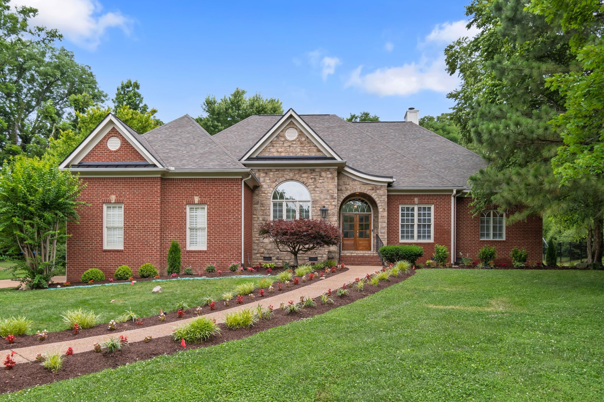 804 Highgrove Cir