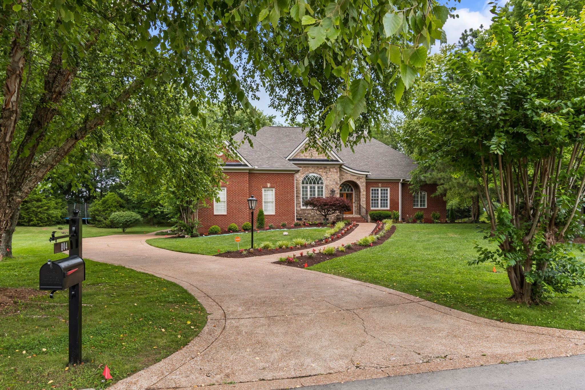 804 Highgrove Cir
