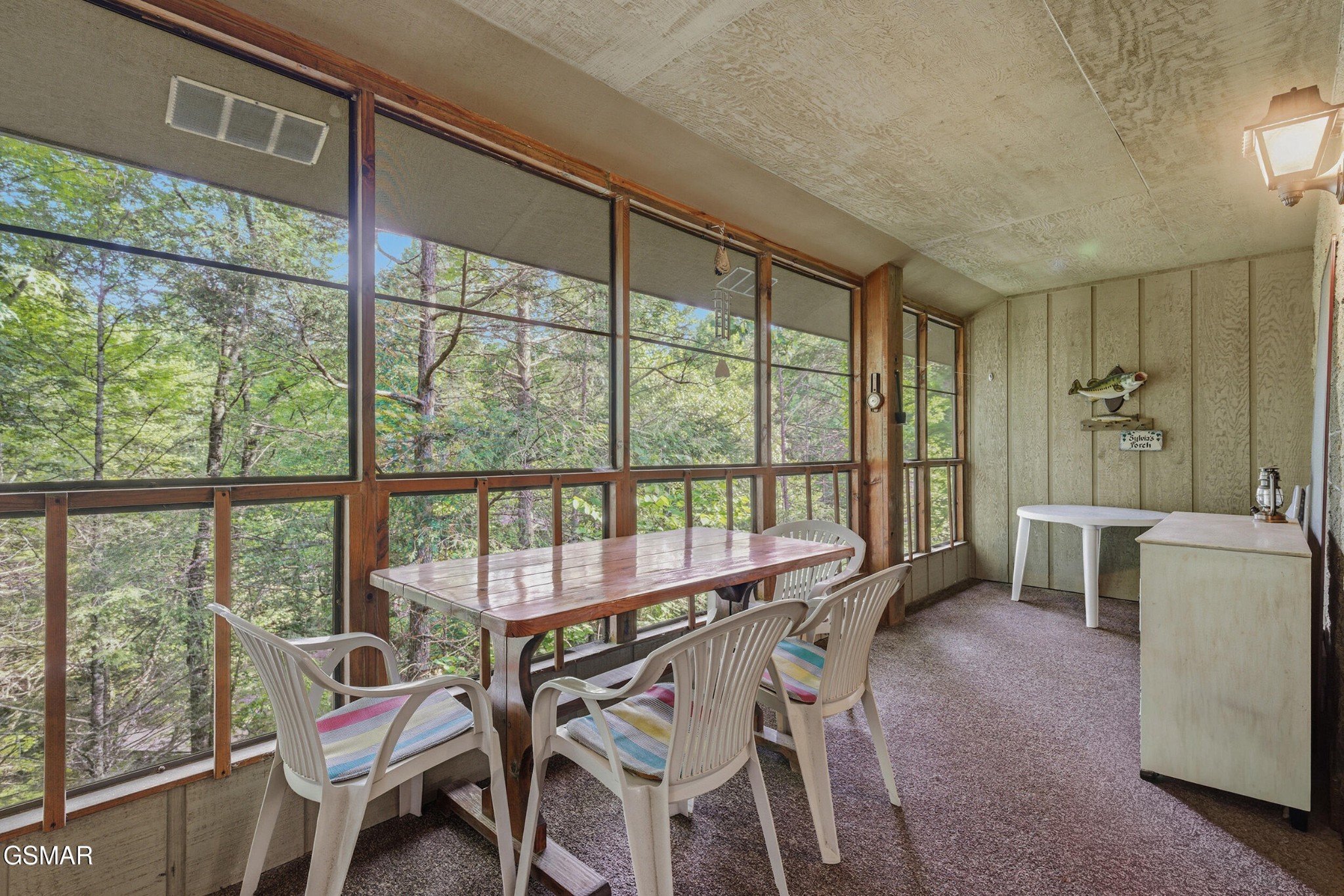 221 Woodland Road
