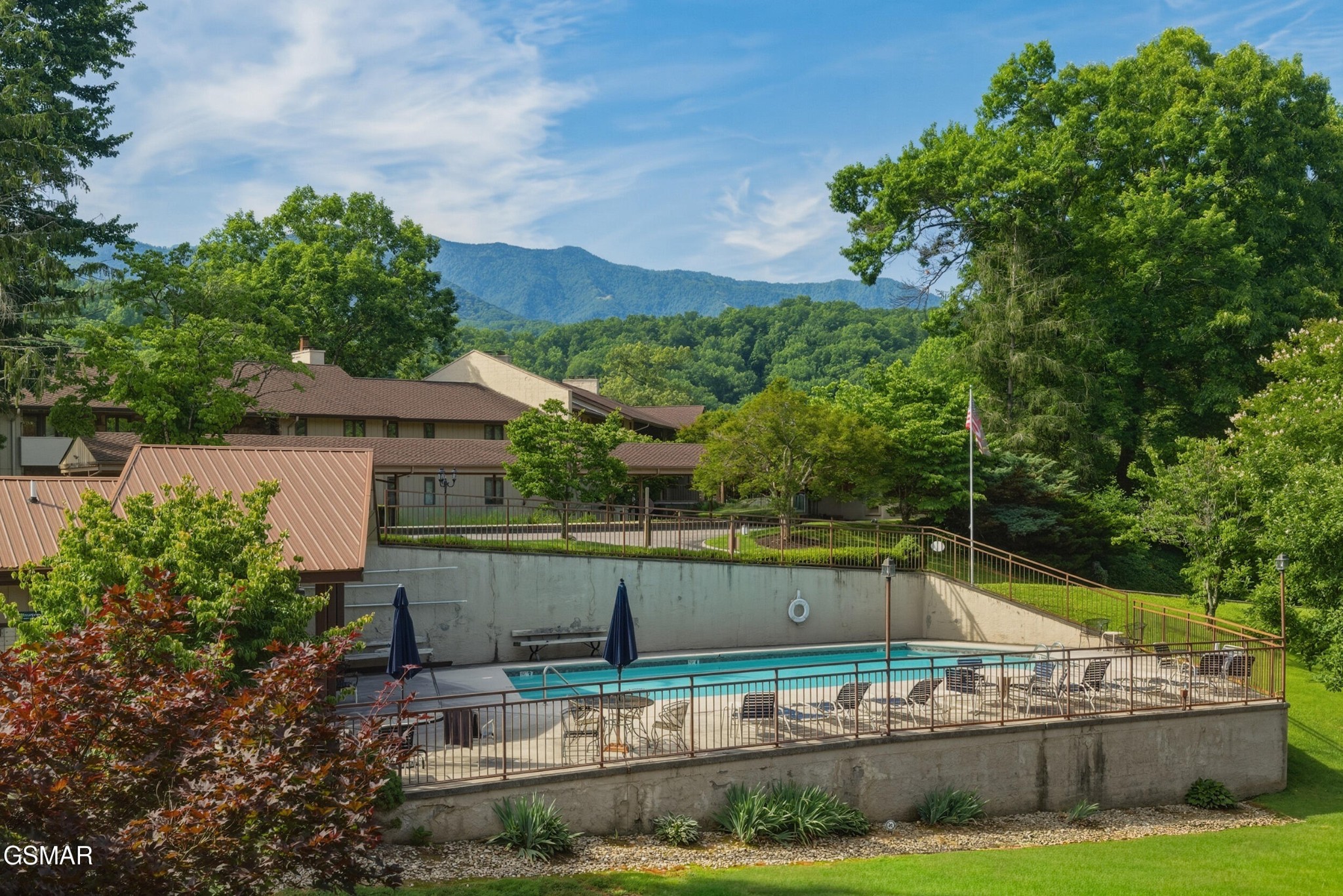 221 Woodland Road