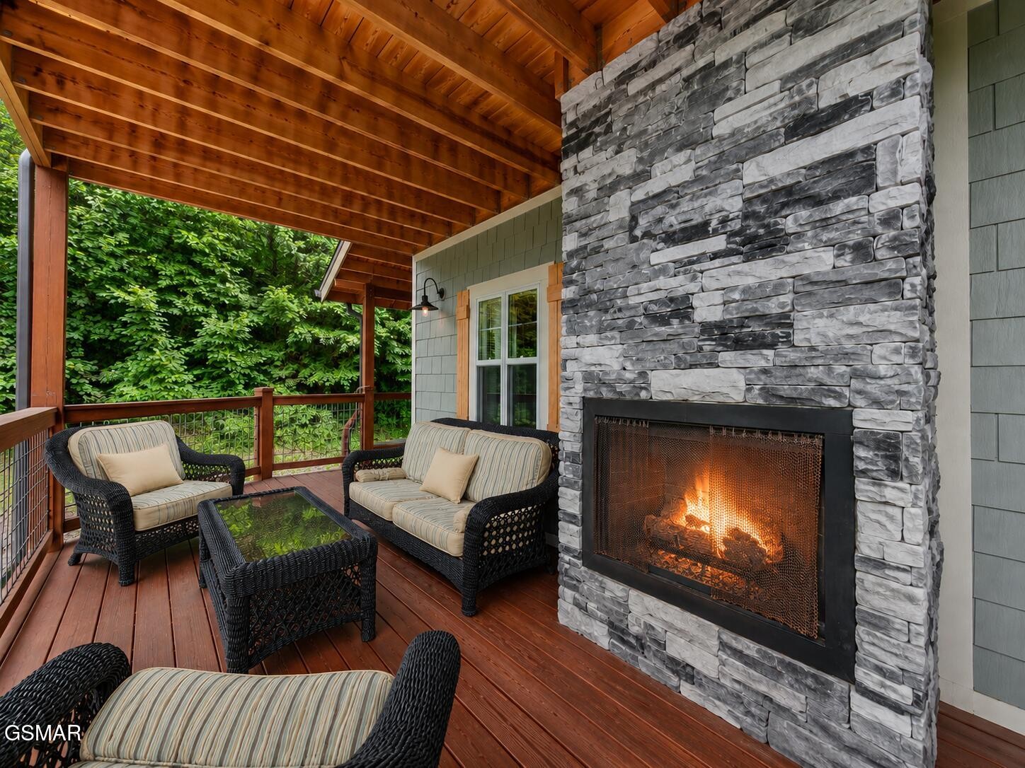 856 Crest View Drive