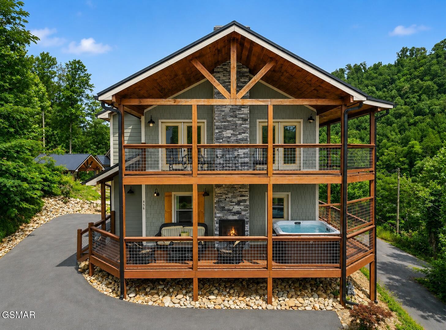 856 Crest View Drive