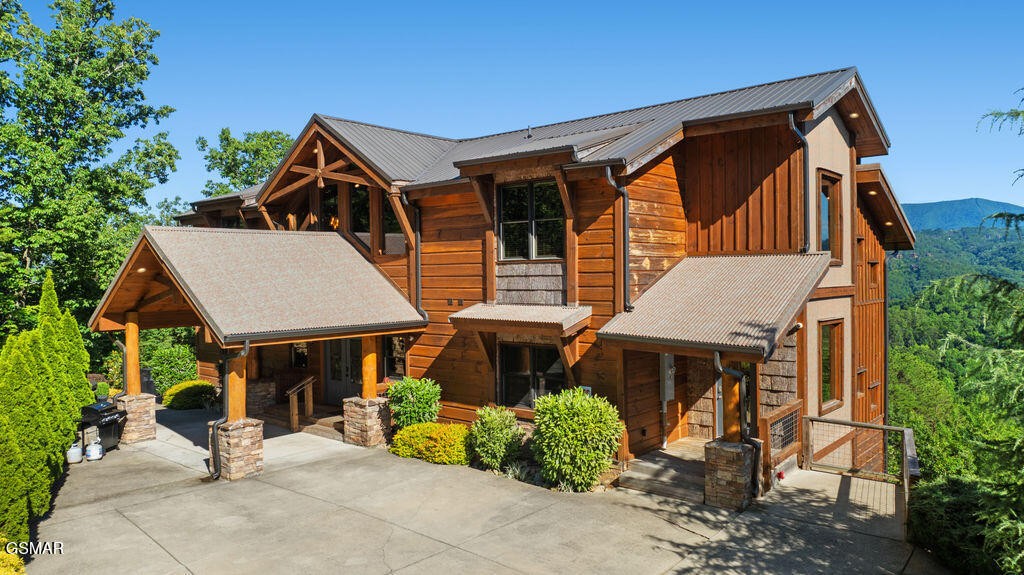 2470 Hackberry Drive