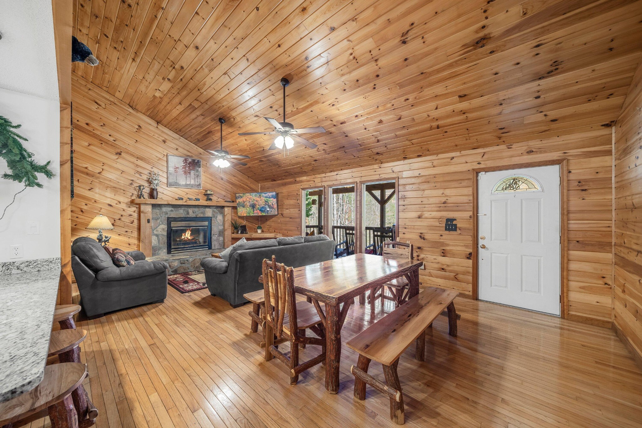 4094 Hickory Hollow Way