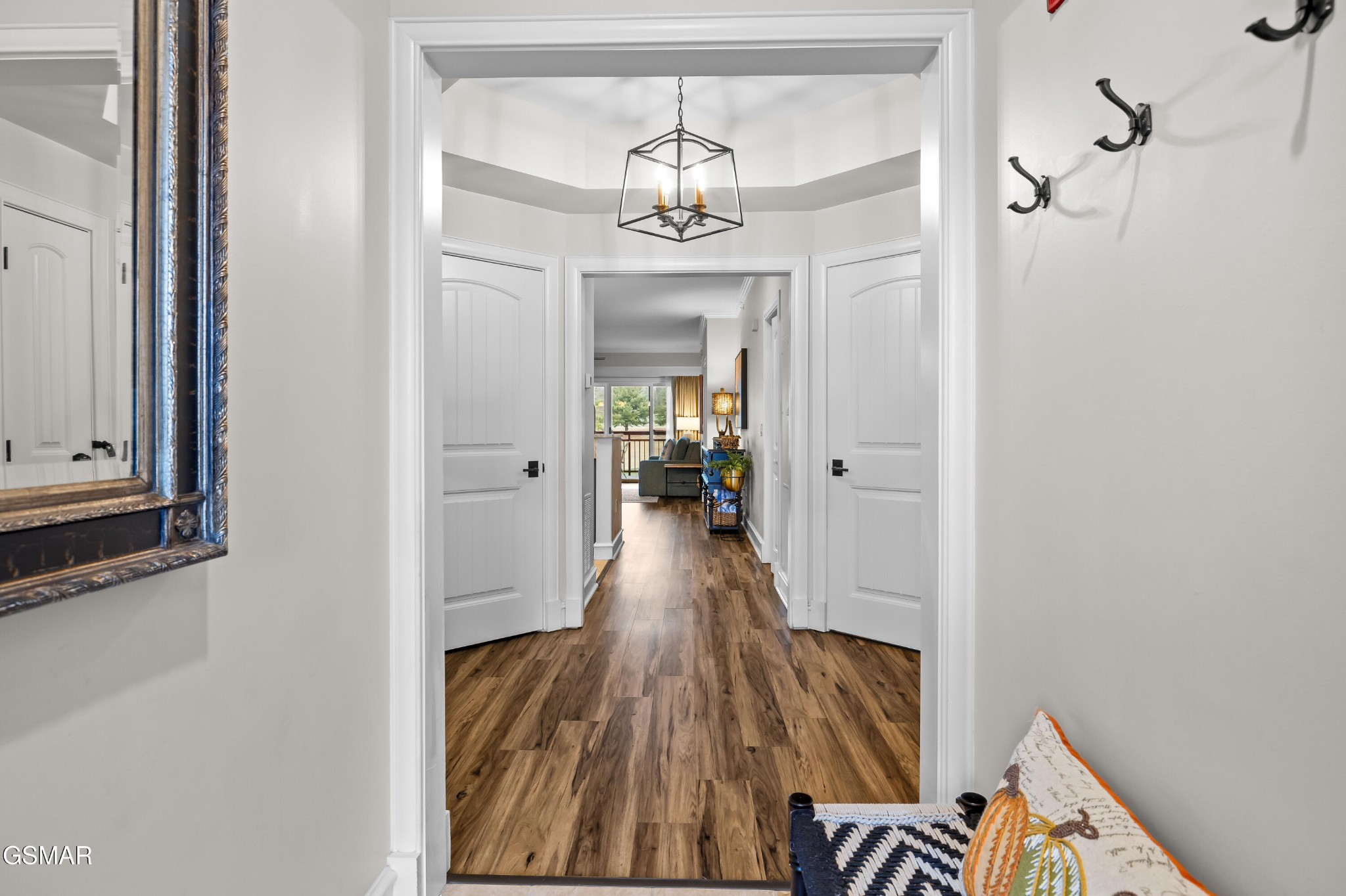 212 Dollywood Lane