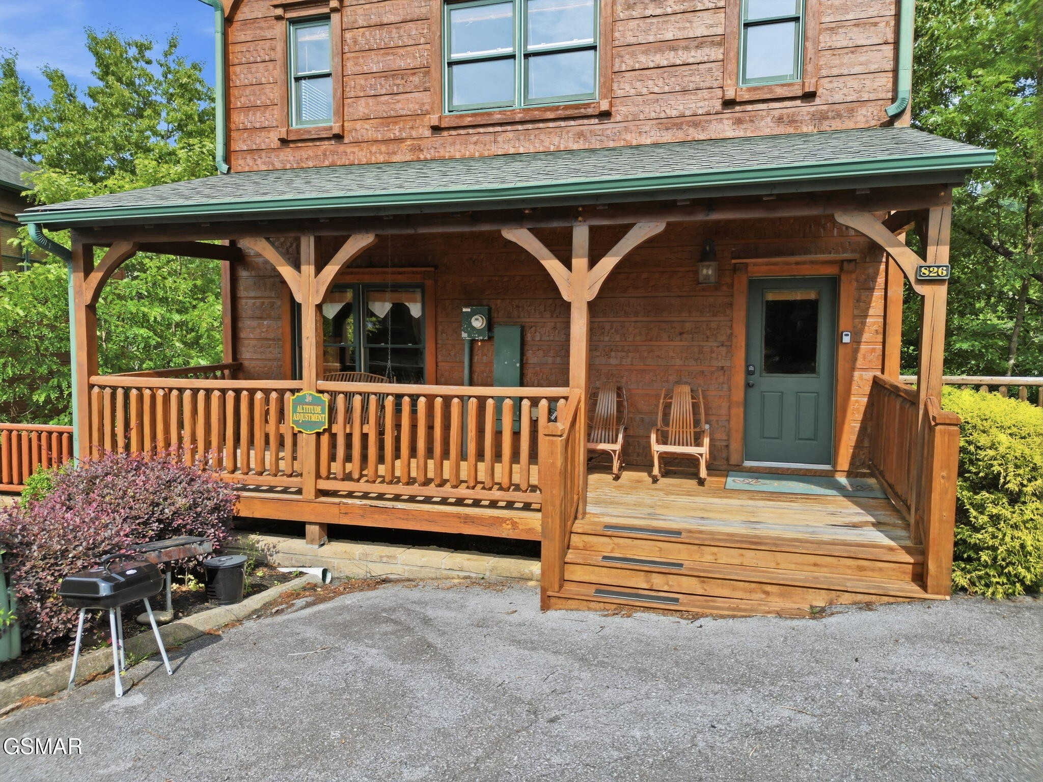 826 Great Smoky Way