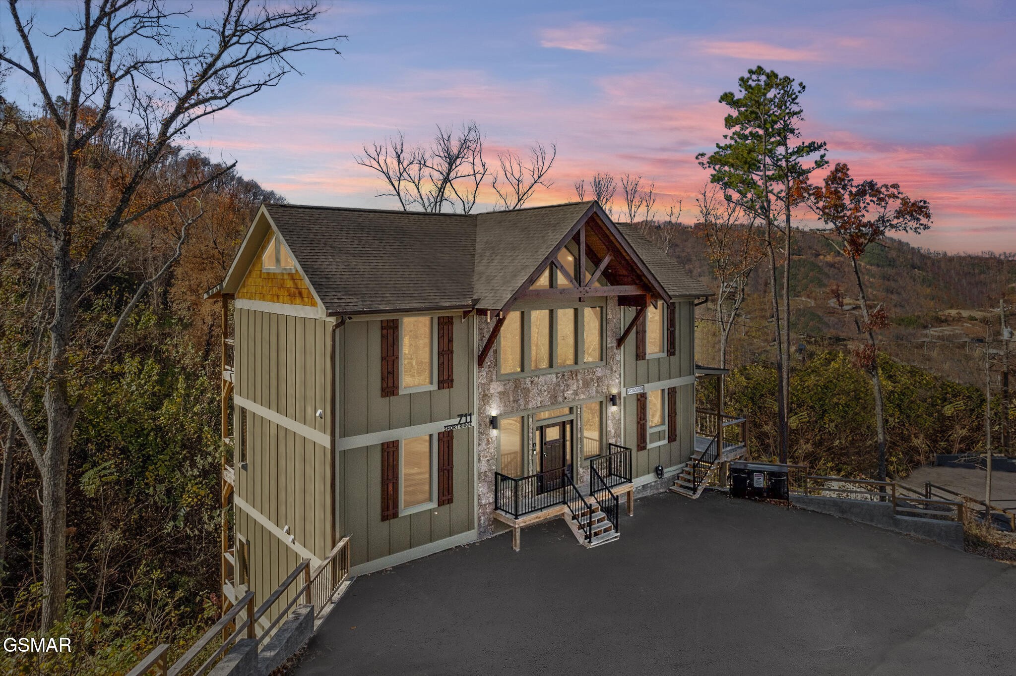 711 Short Ridge Court
