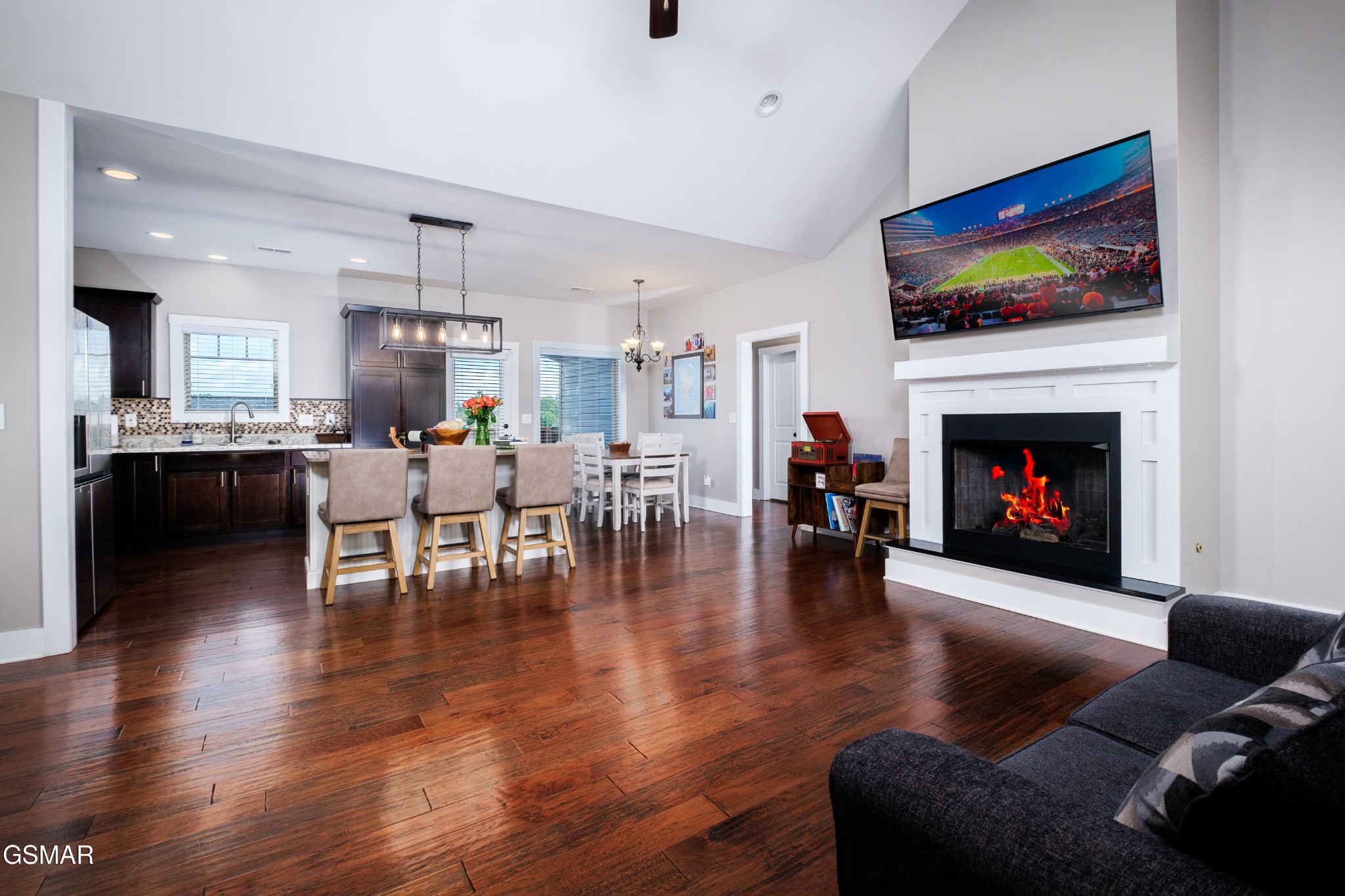 2899 Alden Glenn Court