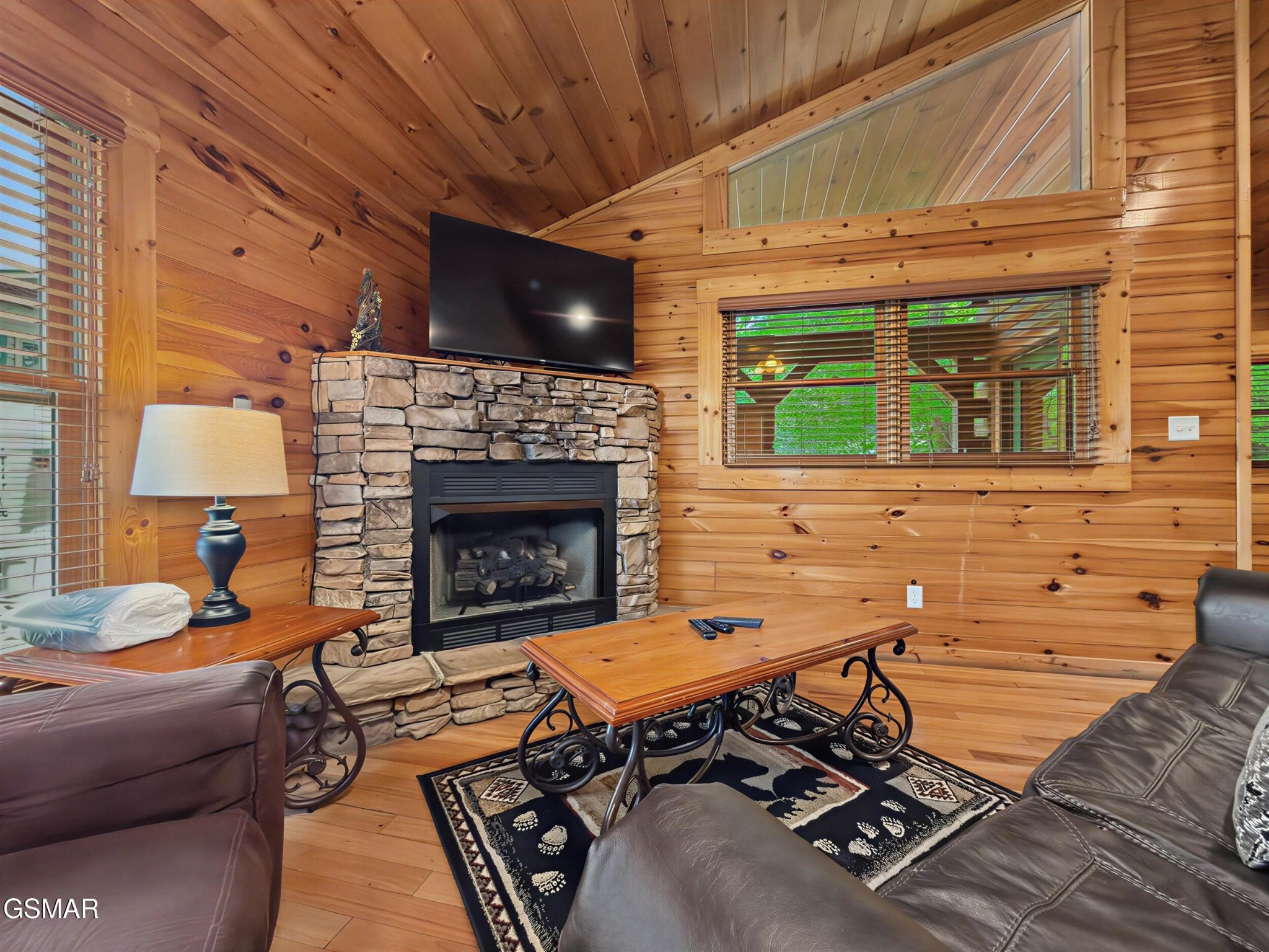 816 Spirit Loop Way