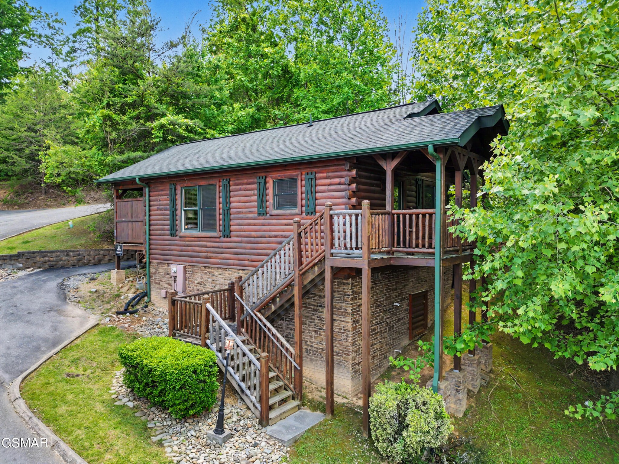 816 Spirit Loop Way
