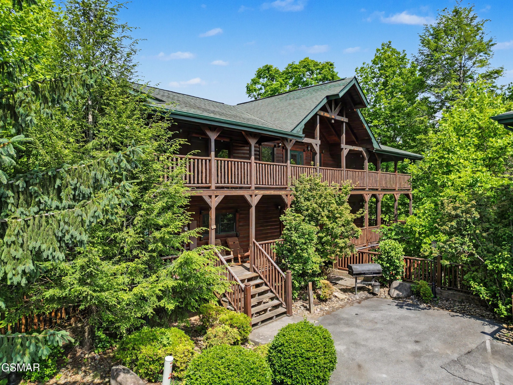 805 Spirit Loop Way
