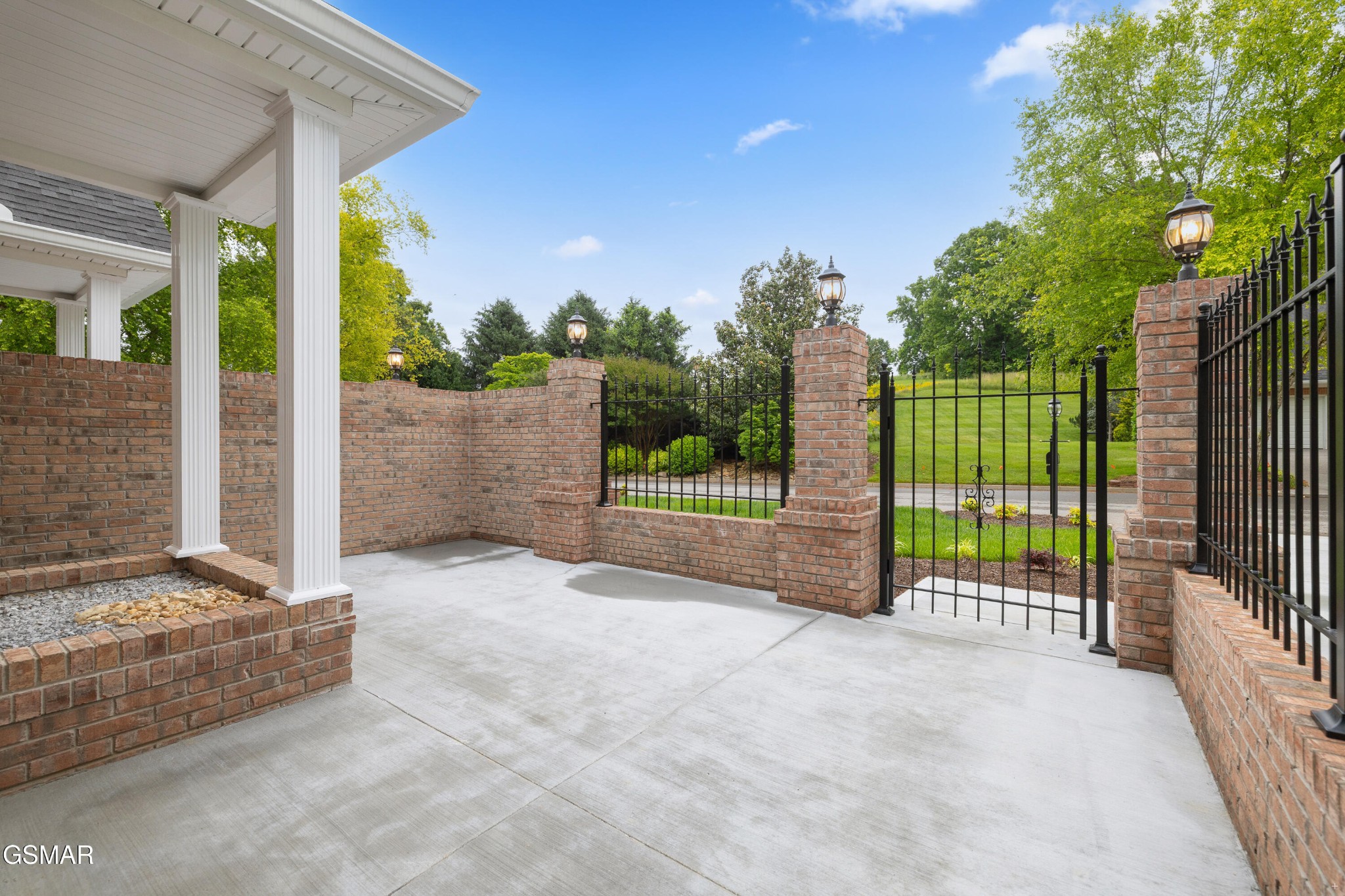 910 Fine Glen Drive