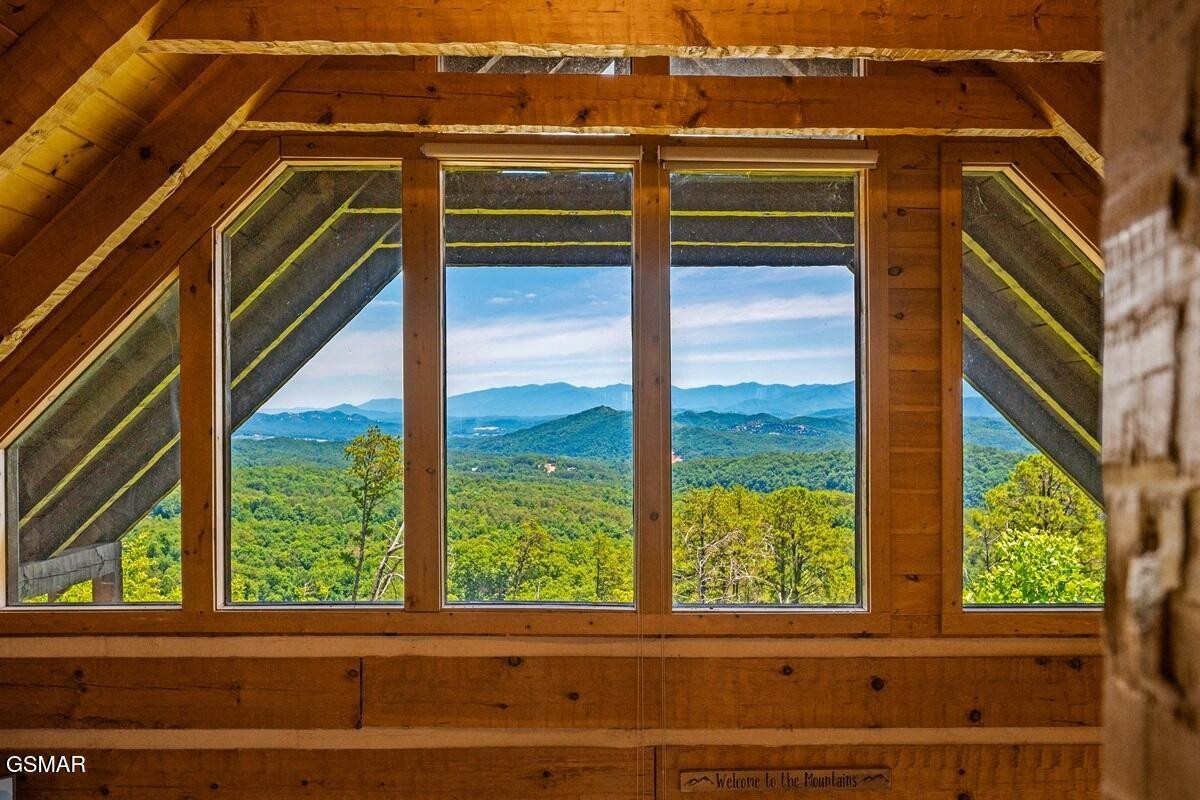 2086 Bluff Mountain Road
