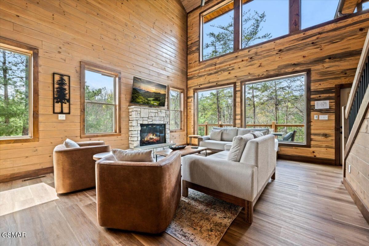 2009 Smoky Cove Road