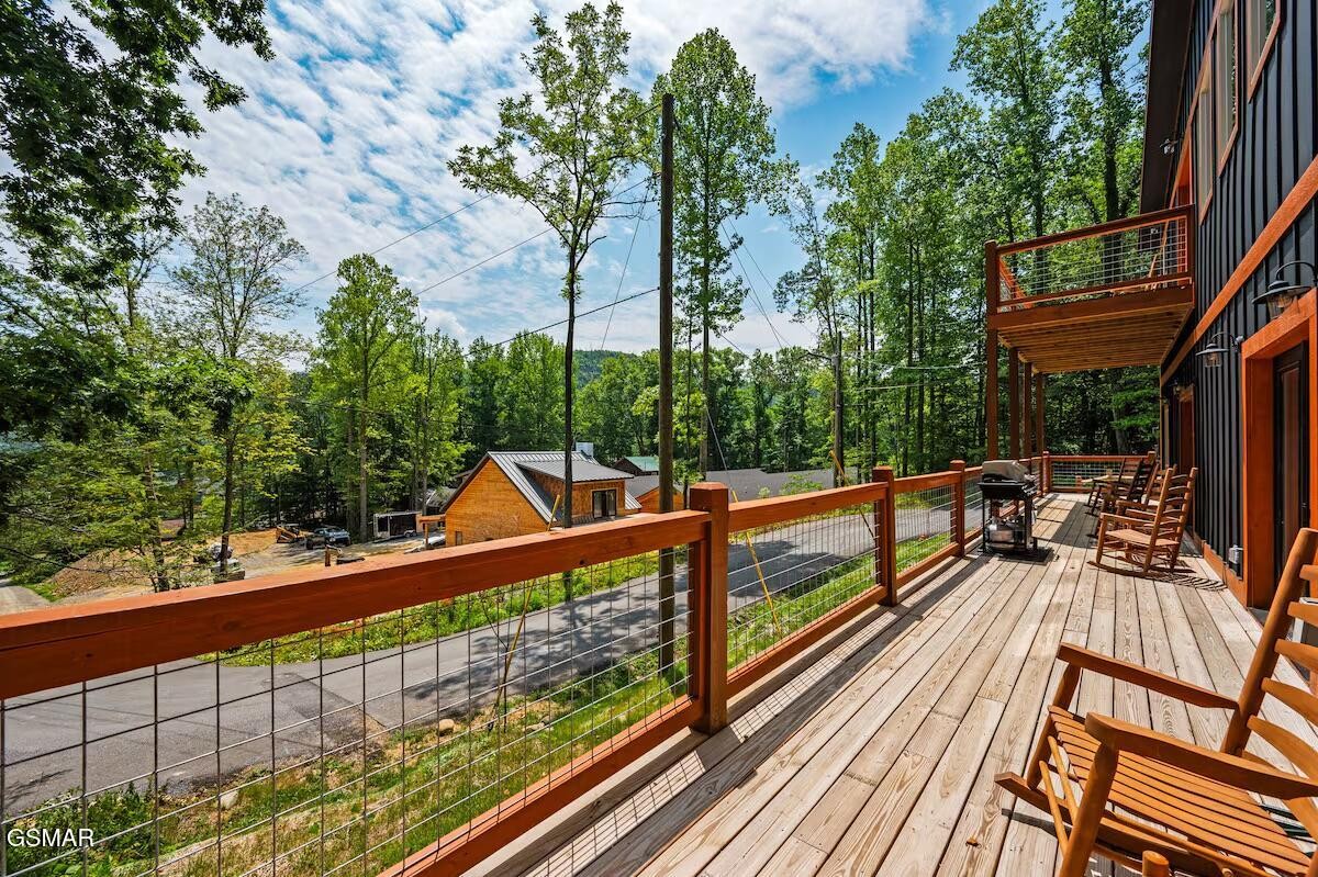 450 Winfield Heights Road