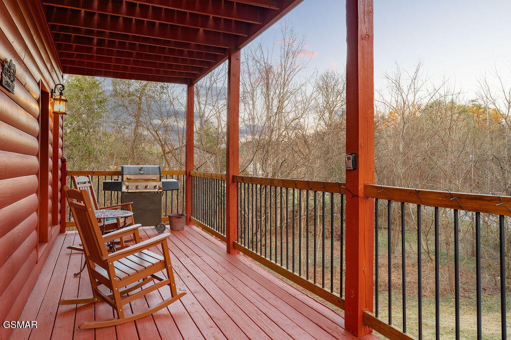 1220 Sugar Loaf Road