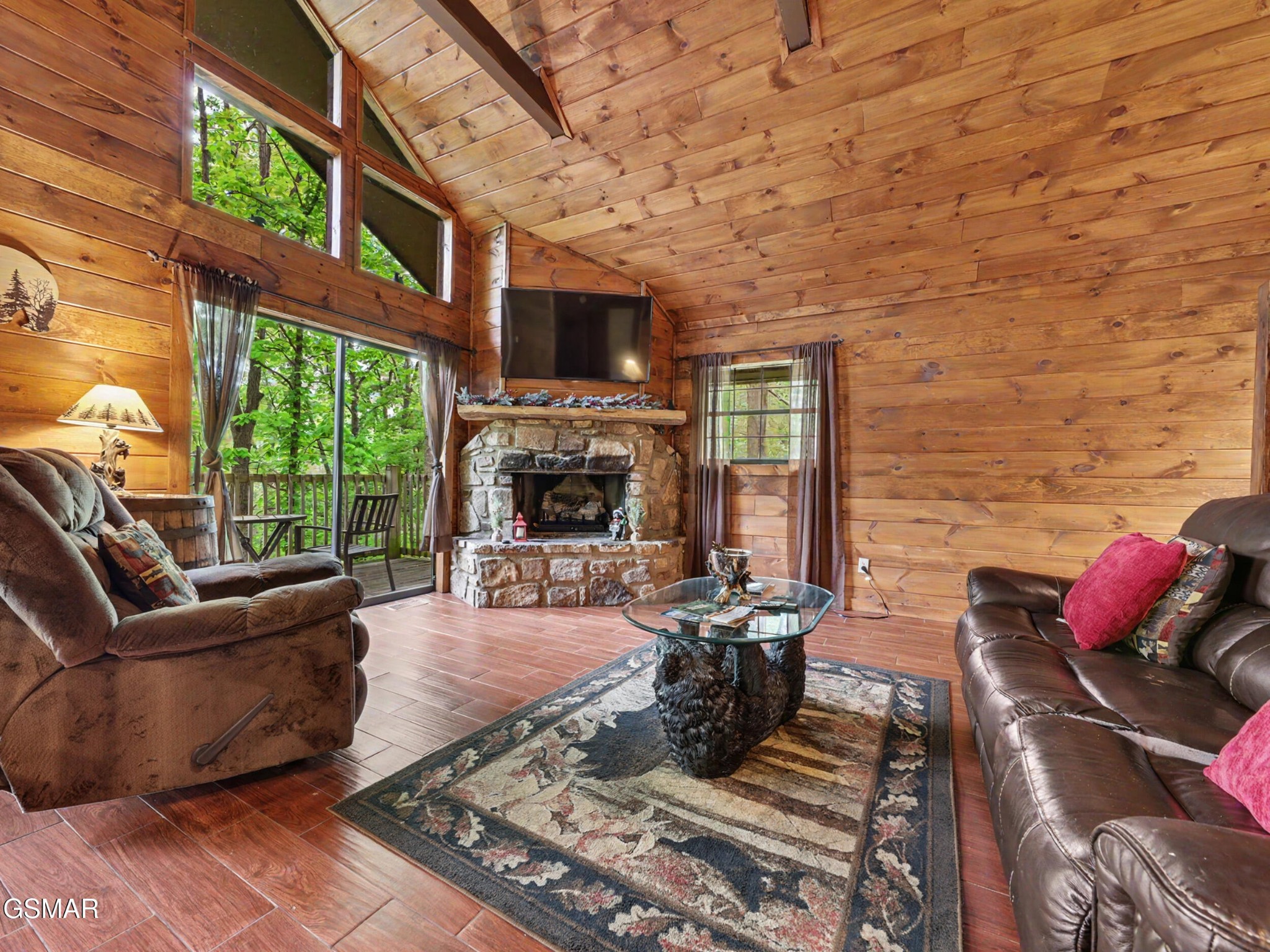 425 Hemlock Lane