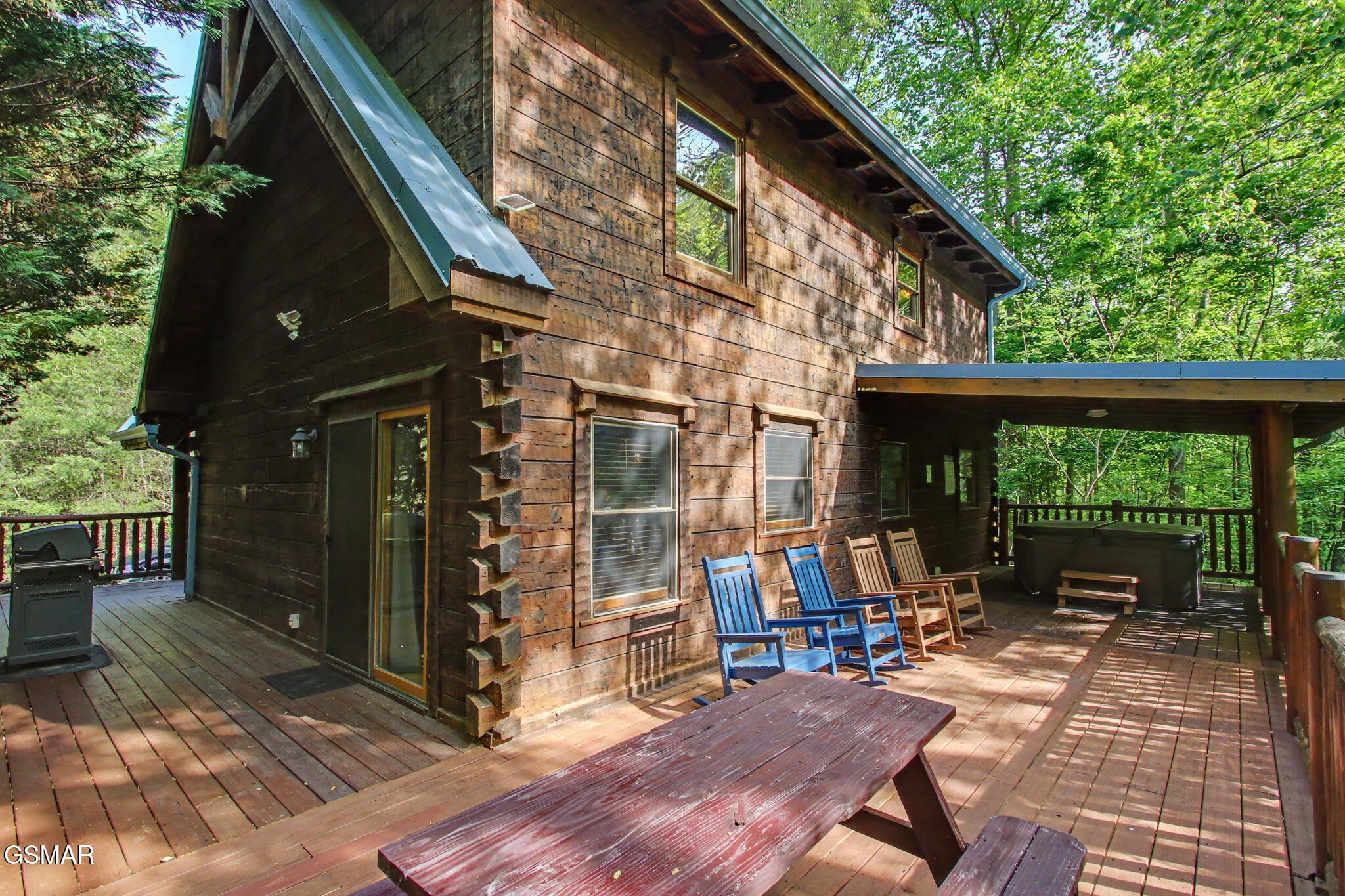 1943 Elk Springs Way