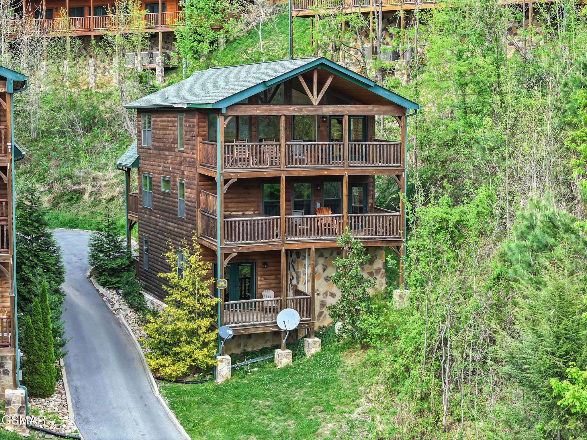 714 Mountain Stream Way