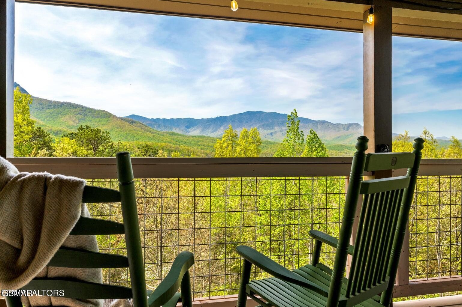859 Pinnacle Vista Road
