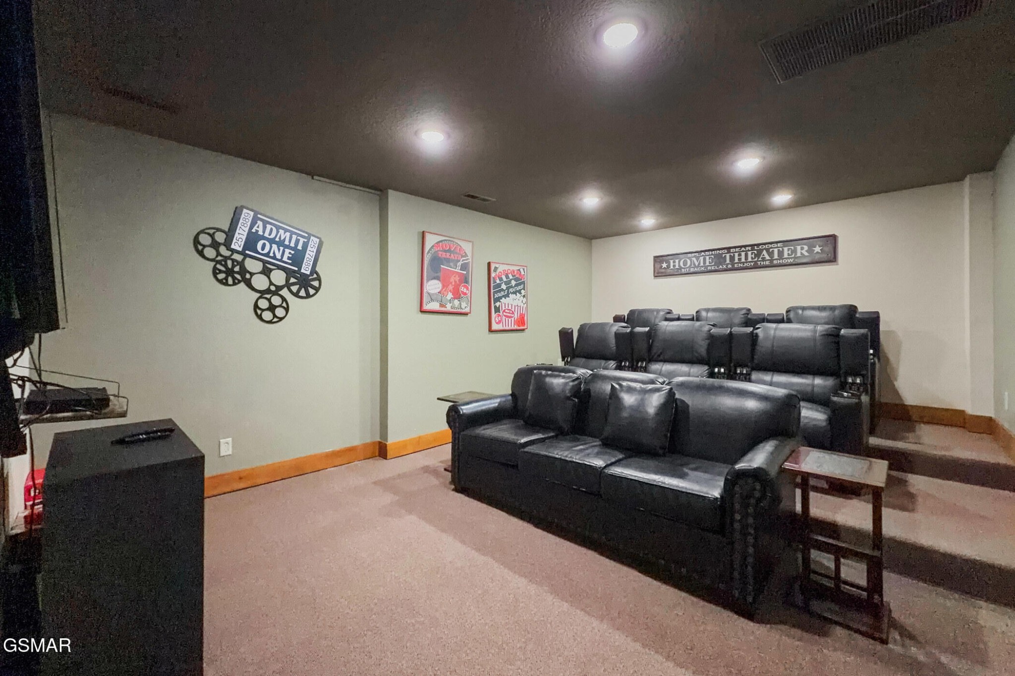906 Whittlers Way