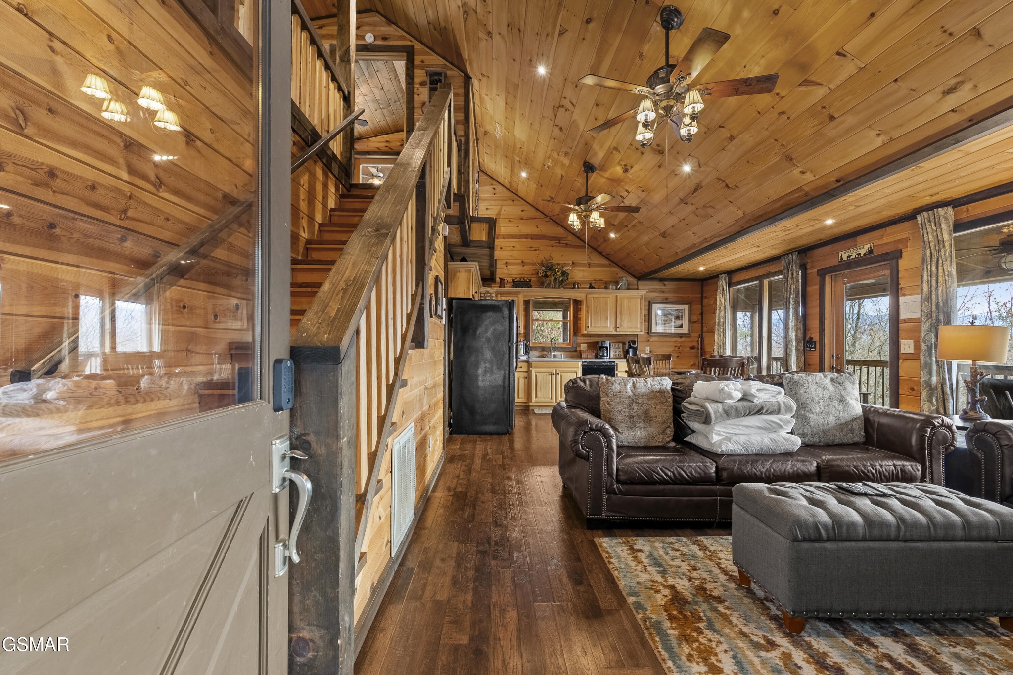 1625 Bear Claw Way