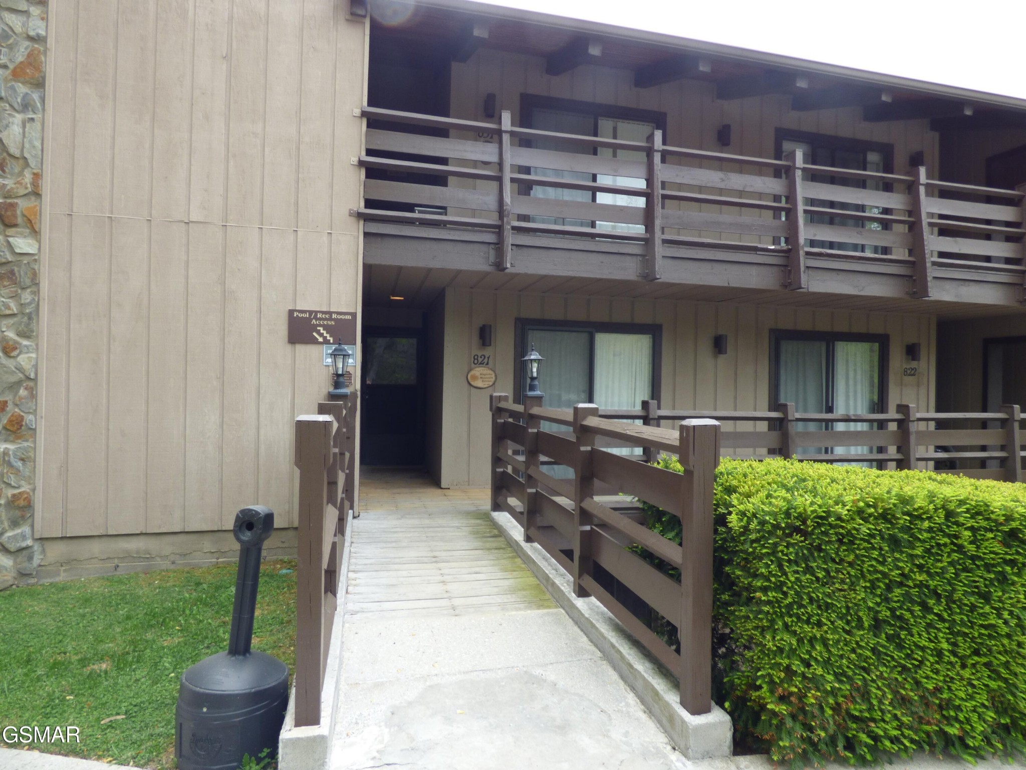 1081 Cove Road