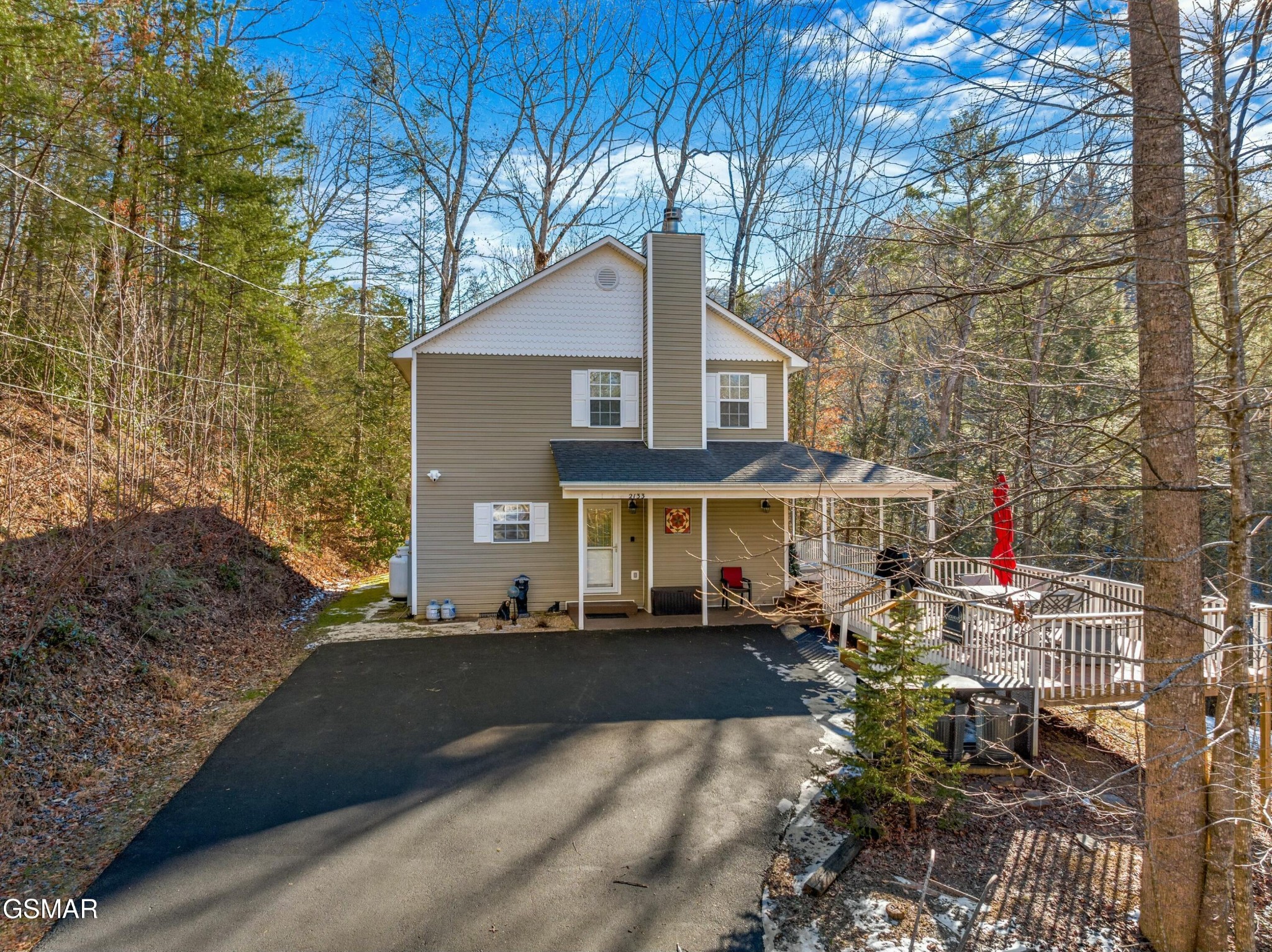 2133 Duck Pond Lane