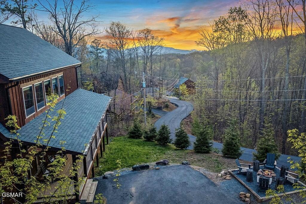 834 Pine Top Lane