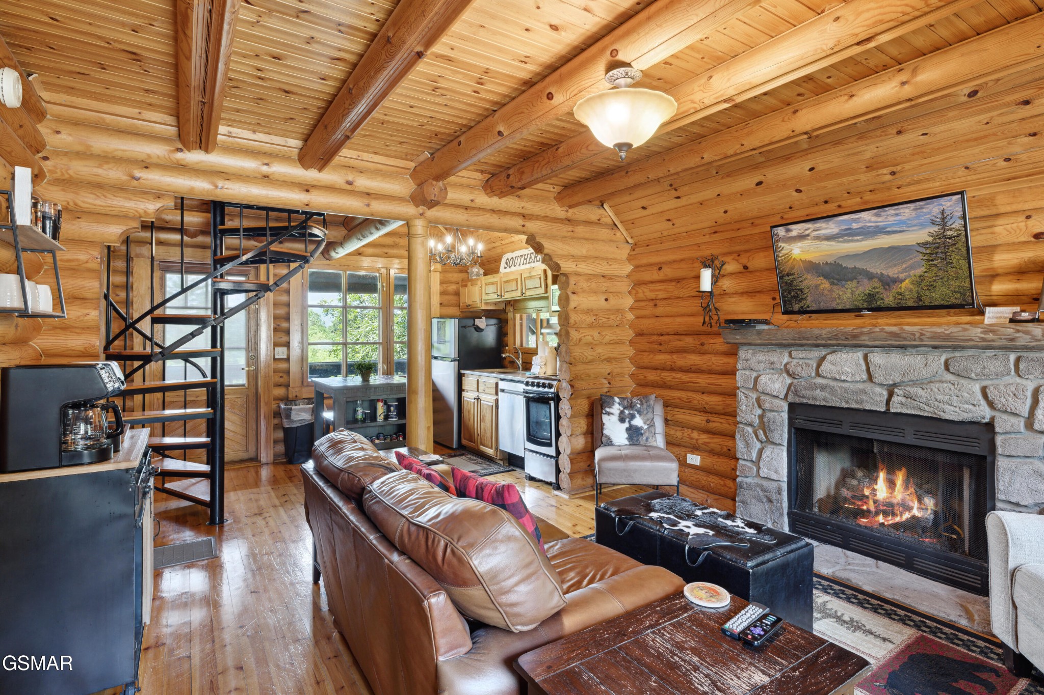 1003 Walini Way
