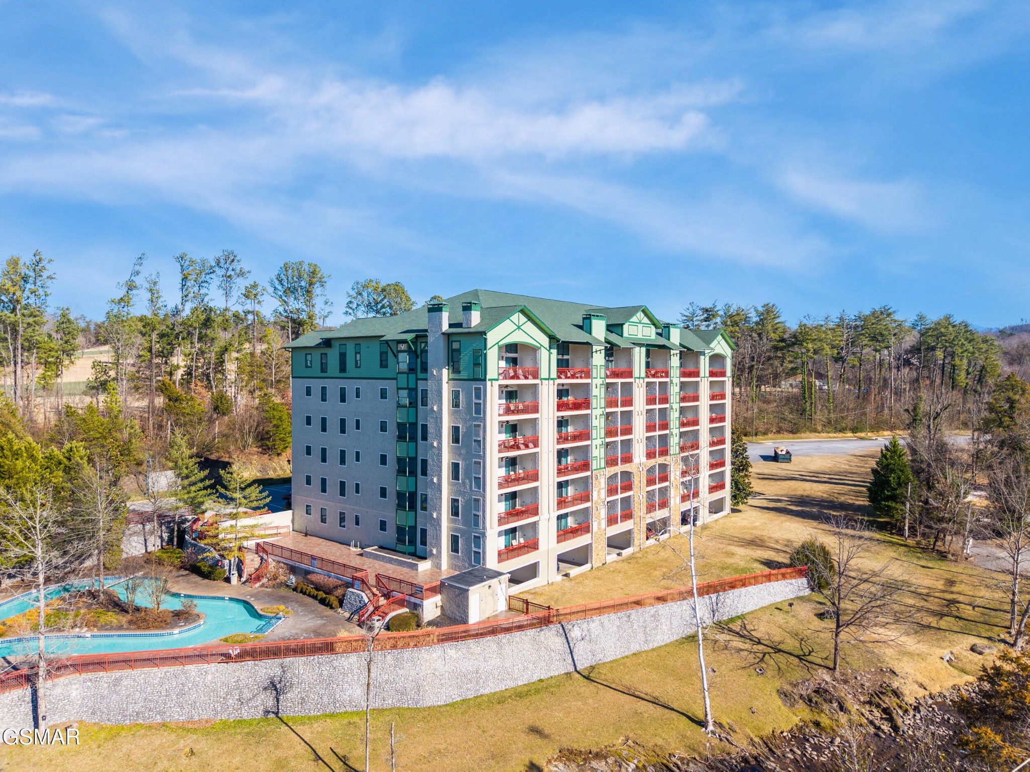 212 Dollywood Lane