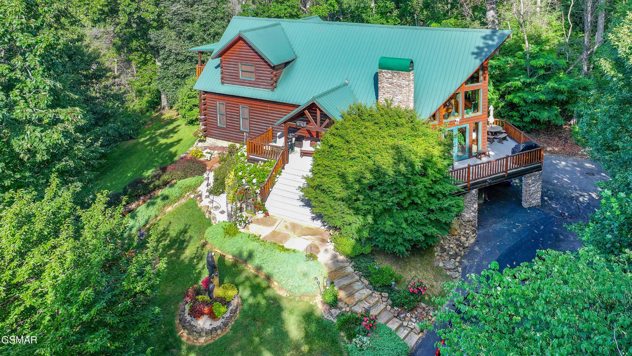 3341 Sugar Maple Loop Road