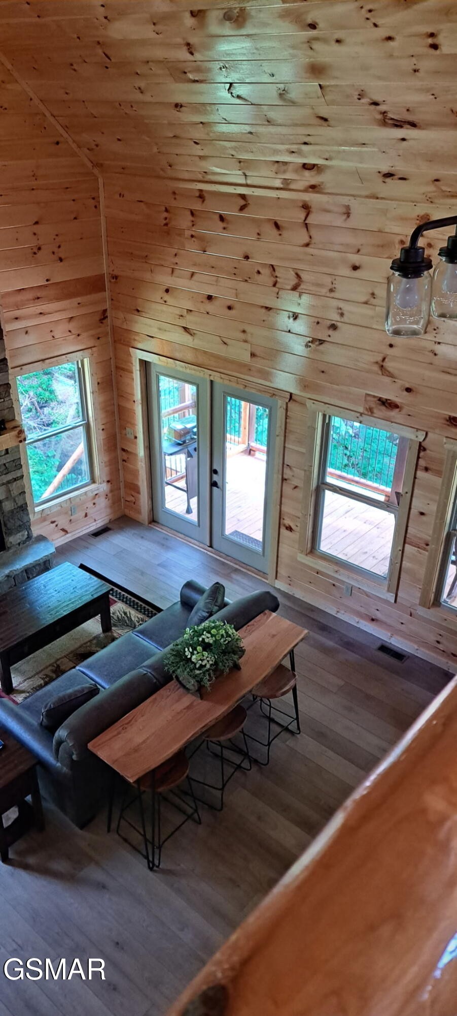 2218 Ridgeland Circle