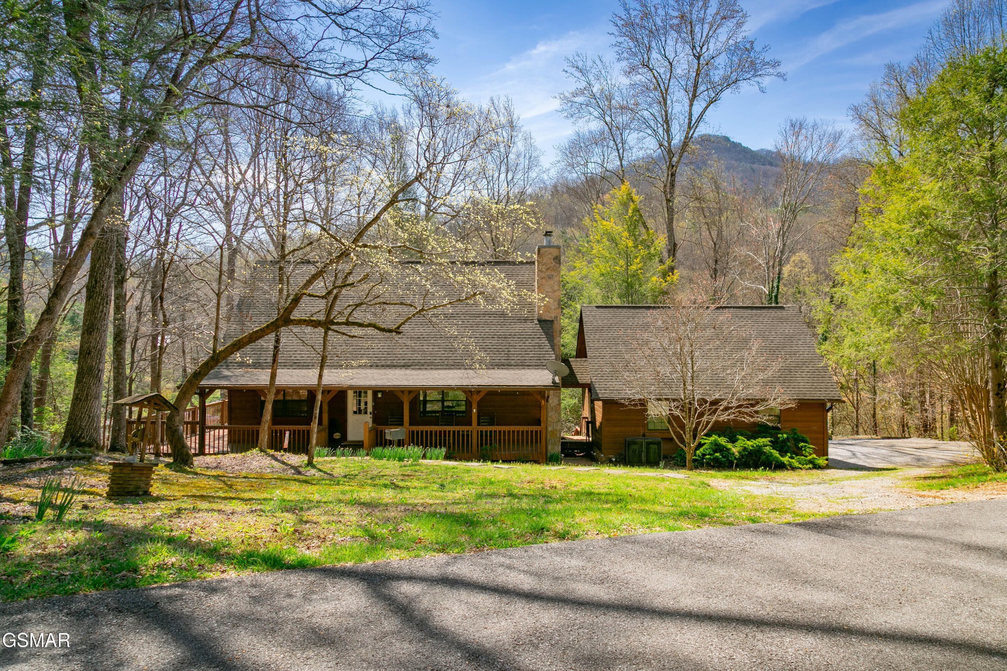 3849 Saddle Brook Way