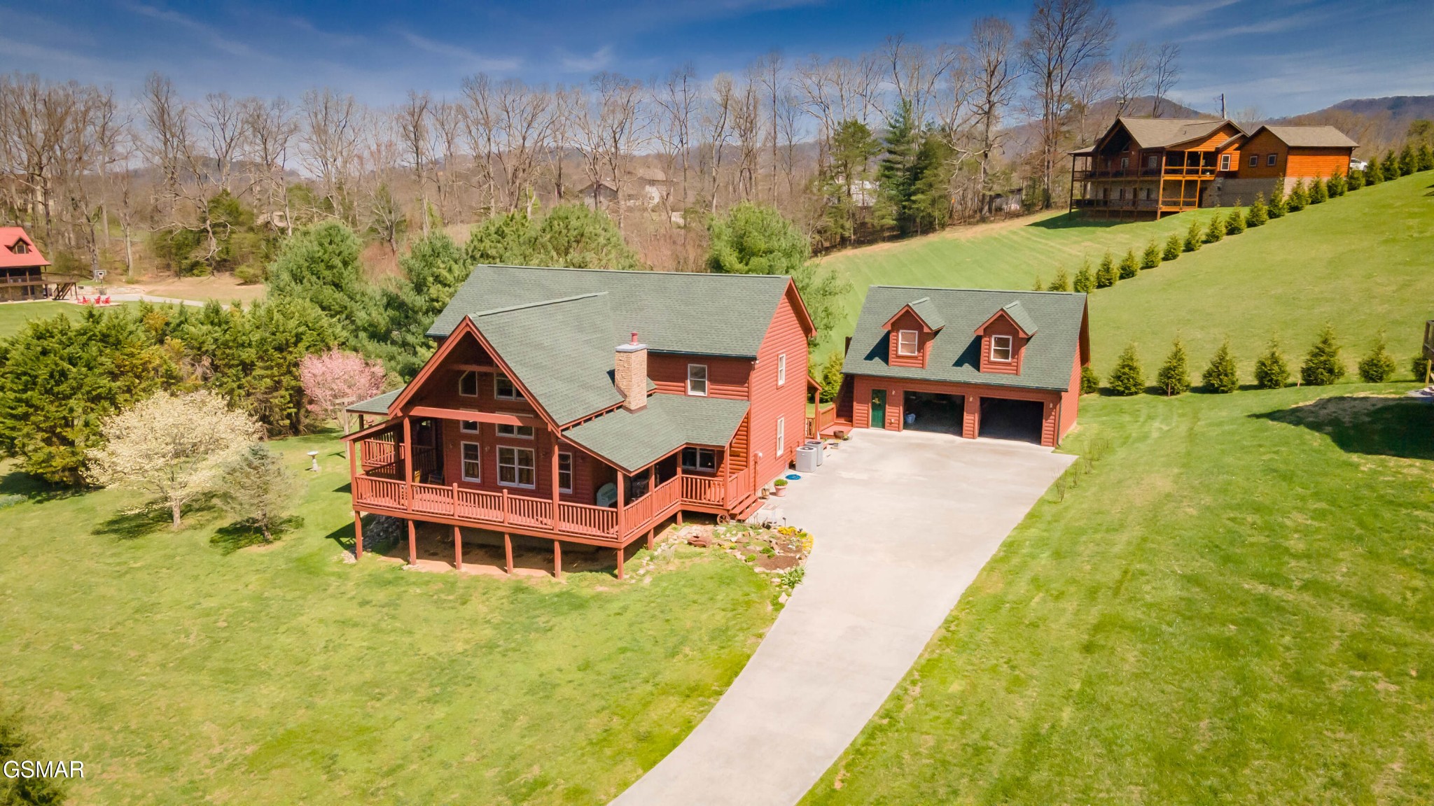 3385 Clear Valley Drive