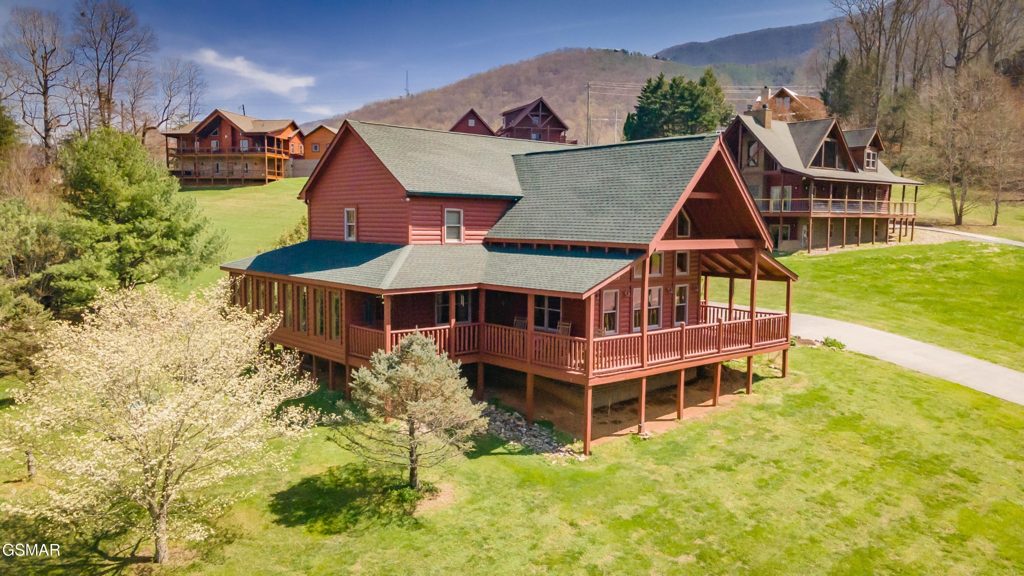 3385 Clear Valley Drive