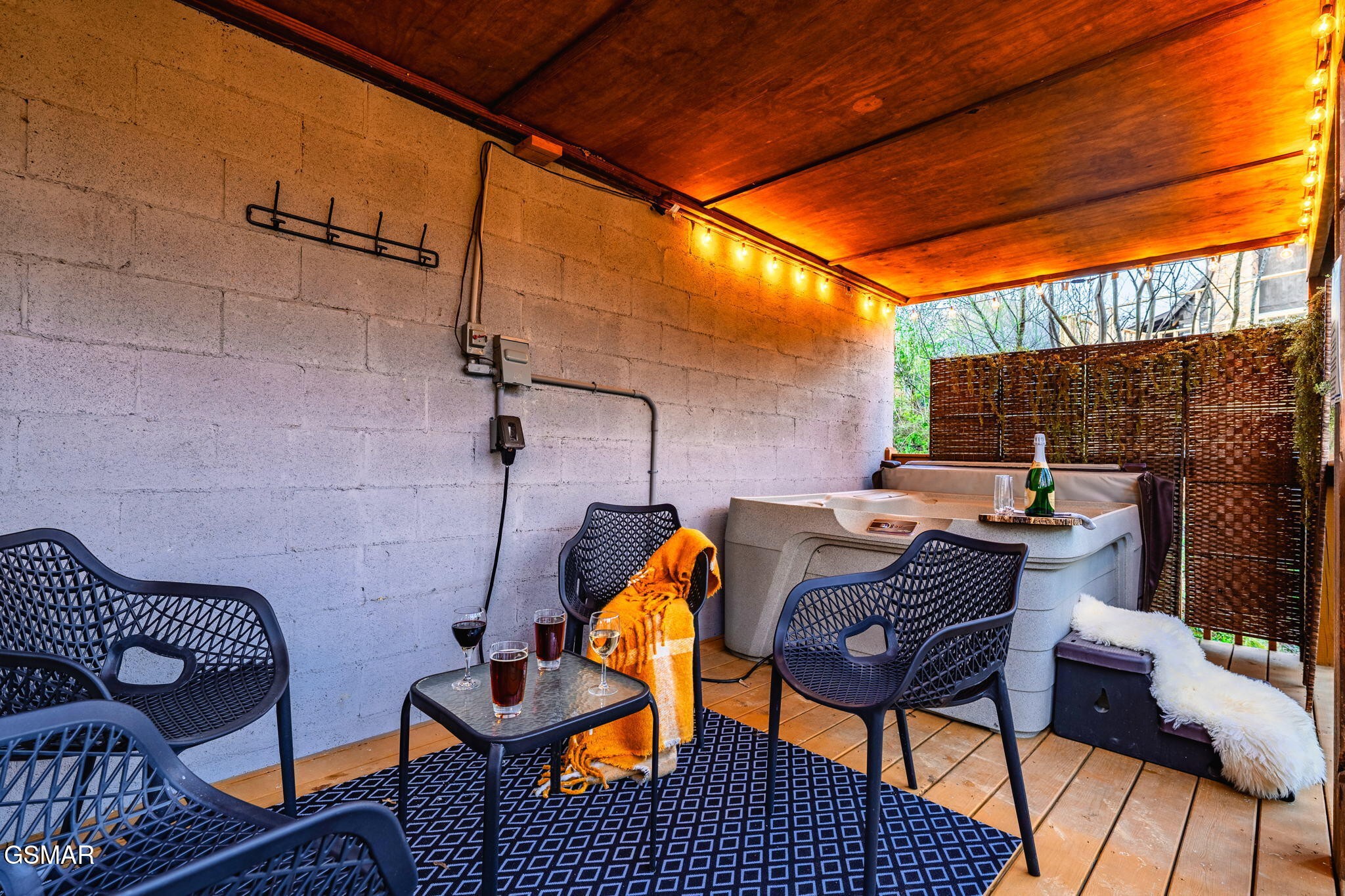 1008 Walini Way