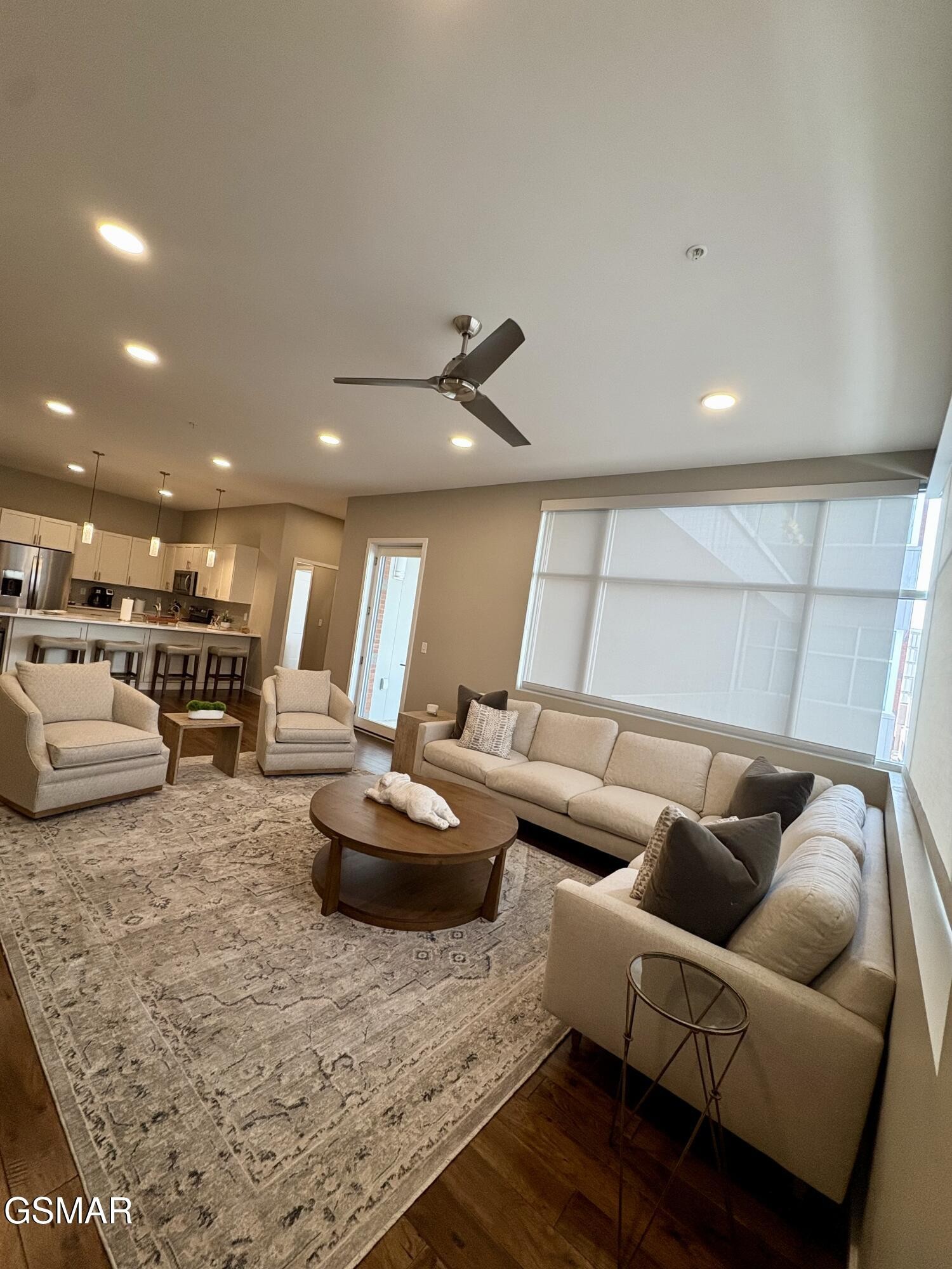 333 W Depot Avenue