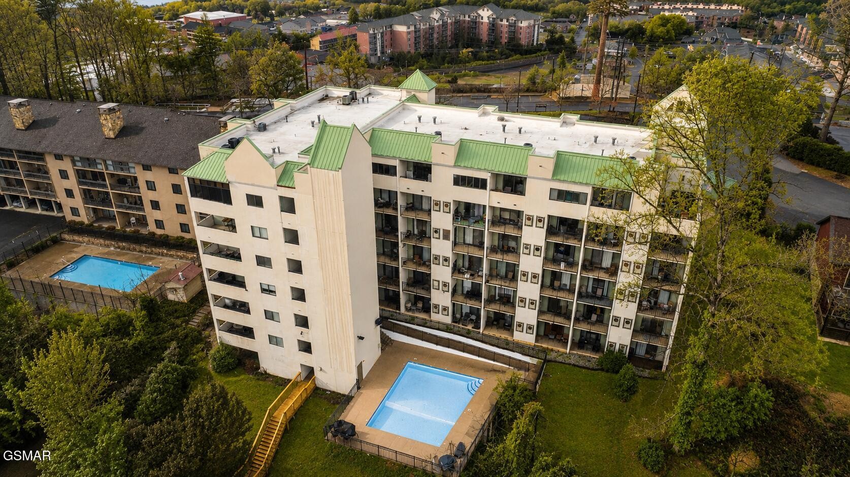 354 E Holly Ridge