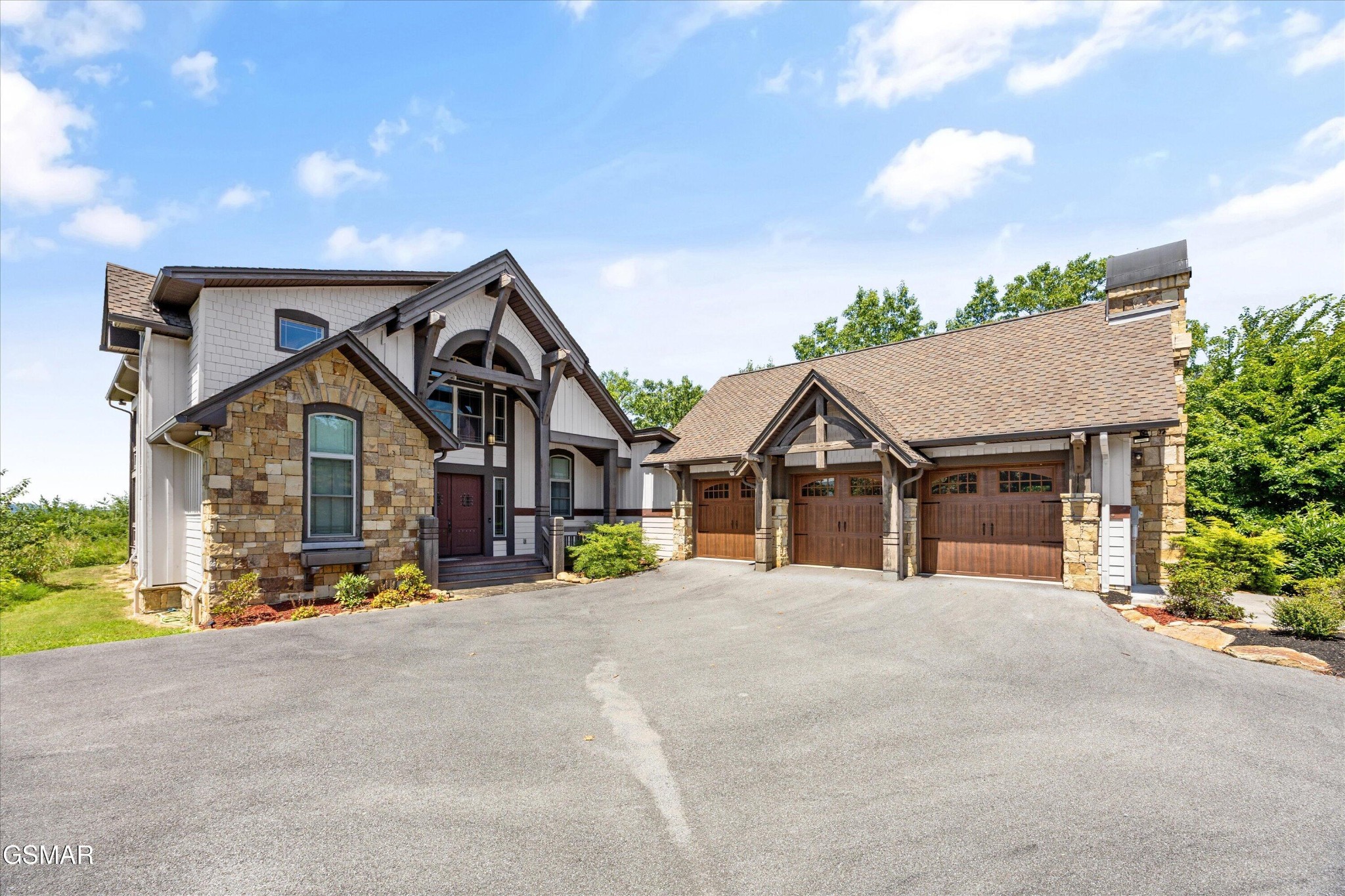 3301 Summit Trails Drive