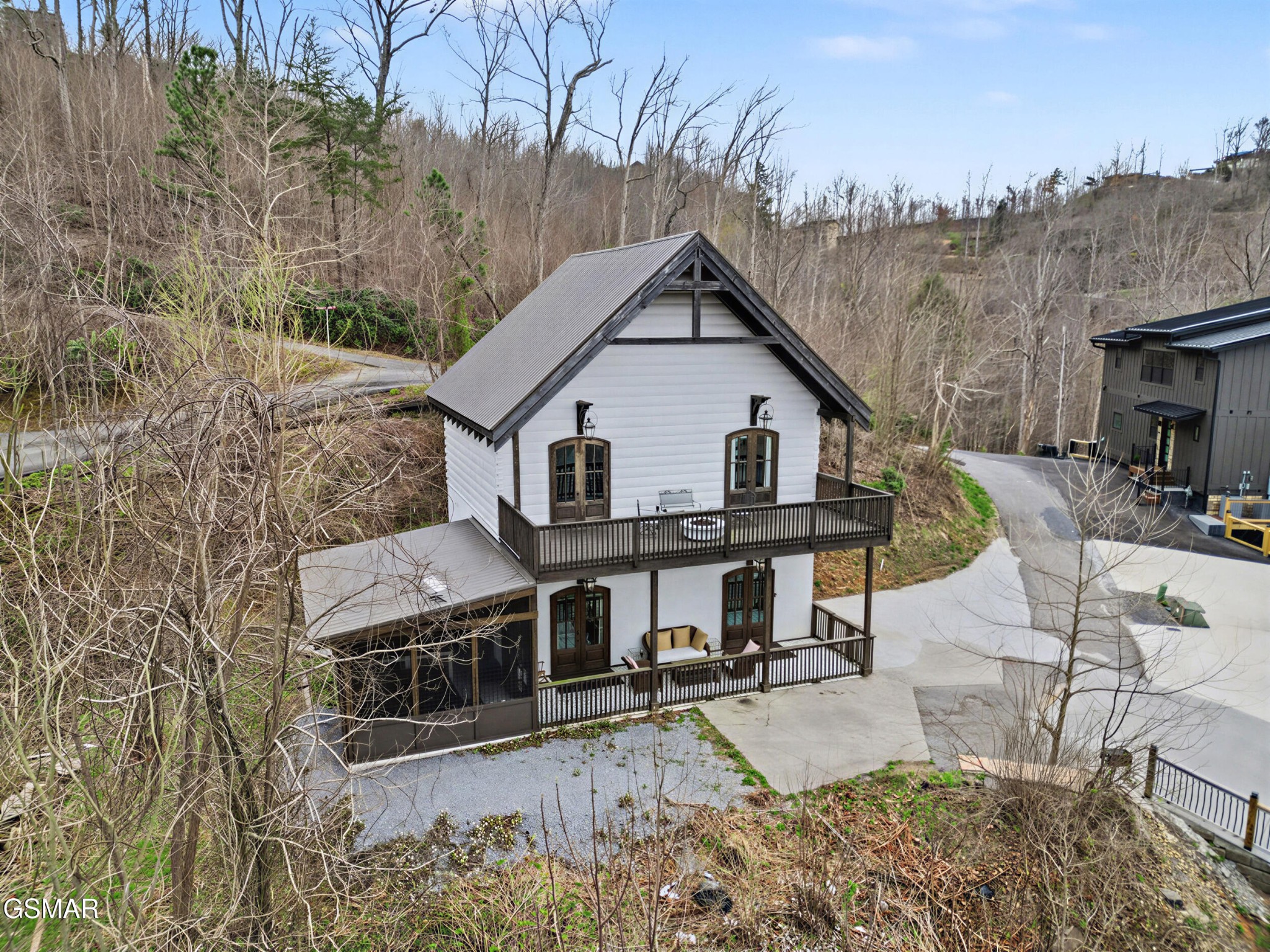 225 Chimney Tops Way