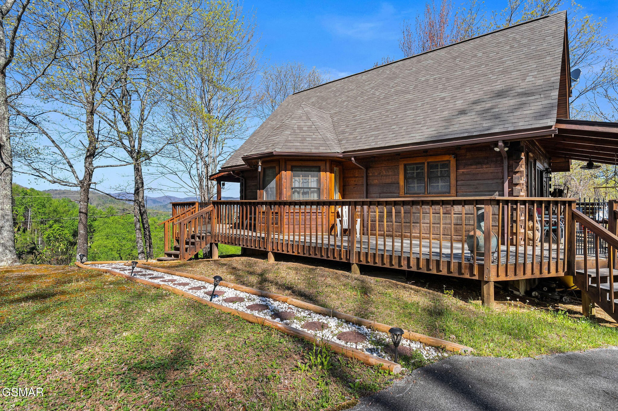 3208 Emerald Springs Loop