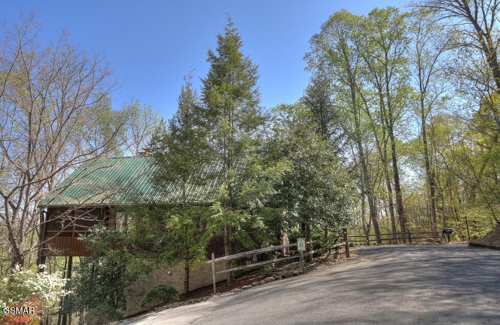 223 Oak Haven Way